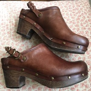 Leather Heeled Clogs